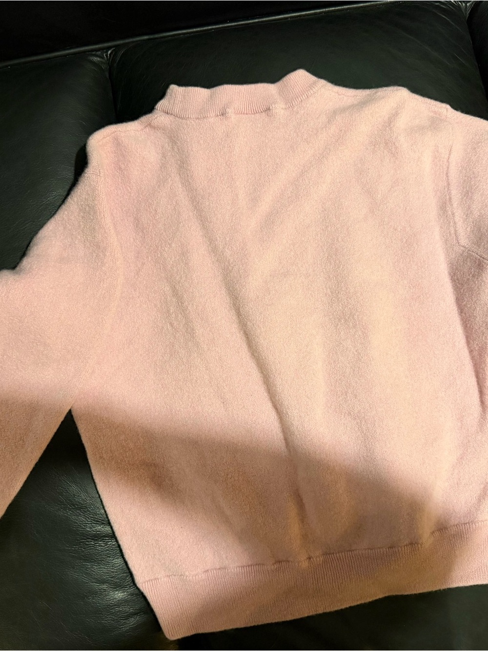 Lacoste Pastel Pink Crewneck Sweater with Crocodile Logo - Picture 3 of 3